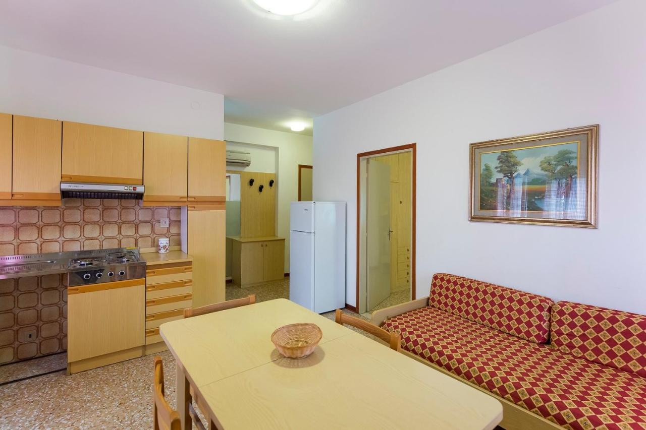 Stella D'Oro Apartman Caorle Kültér fotó