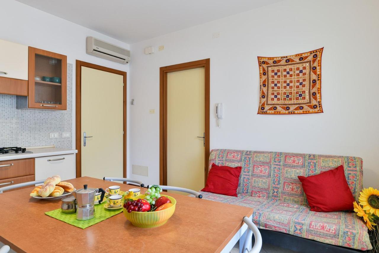 Stella D'Oro Apartman Caorle Kültér fotó