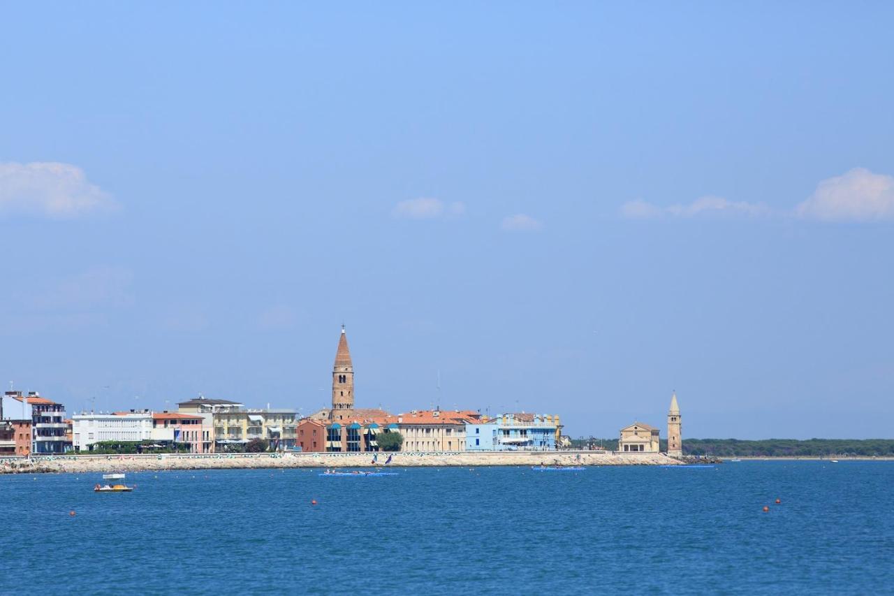 Stella D'Oro Apartman Caorle Kültér fotó
