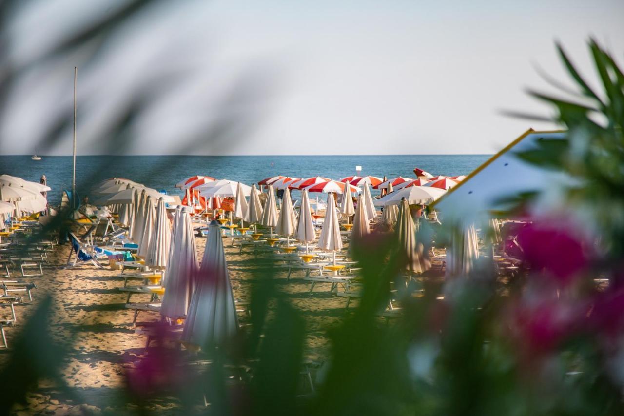 Stella D'Oro Apartman Caorle Kültér fotó