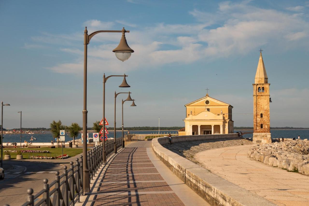 Stella D'Oro Apartman Caorle Kültér fotó