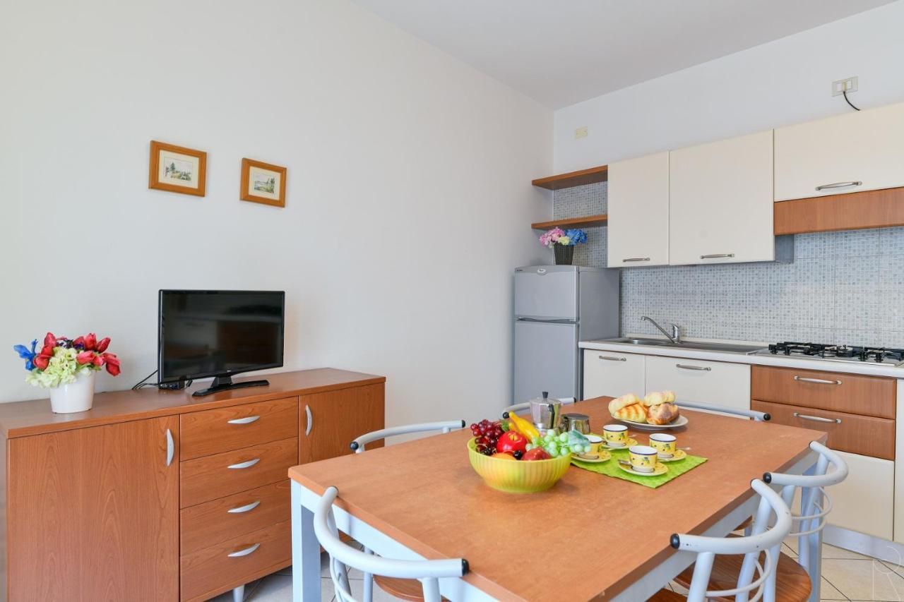 Stella D'Oro Apartman Caorle Kültér fotó