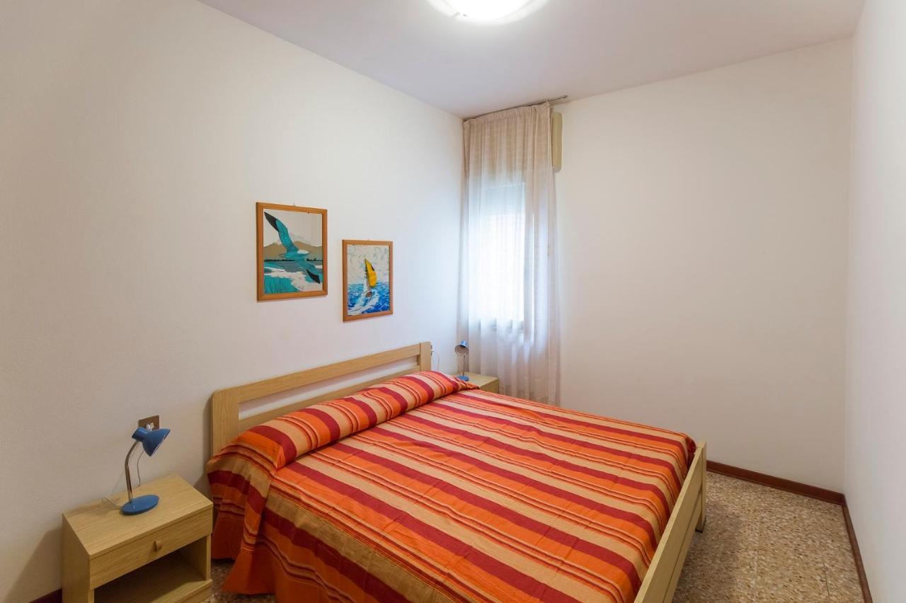 Stella D'Oro Apartman Caorle Kültér fotó