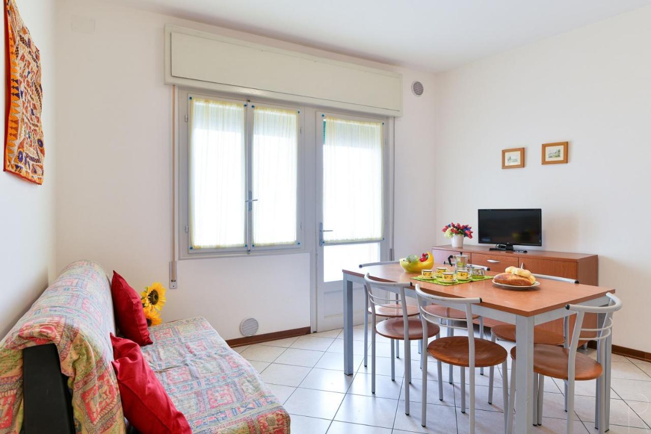 Stella D'Oro Apartman Caorle Kültér fotó
